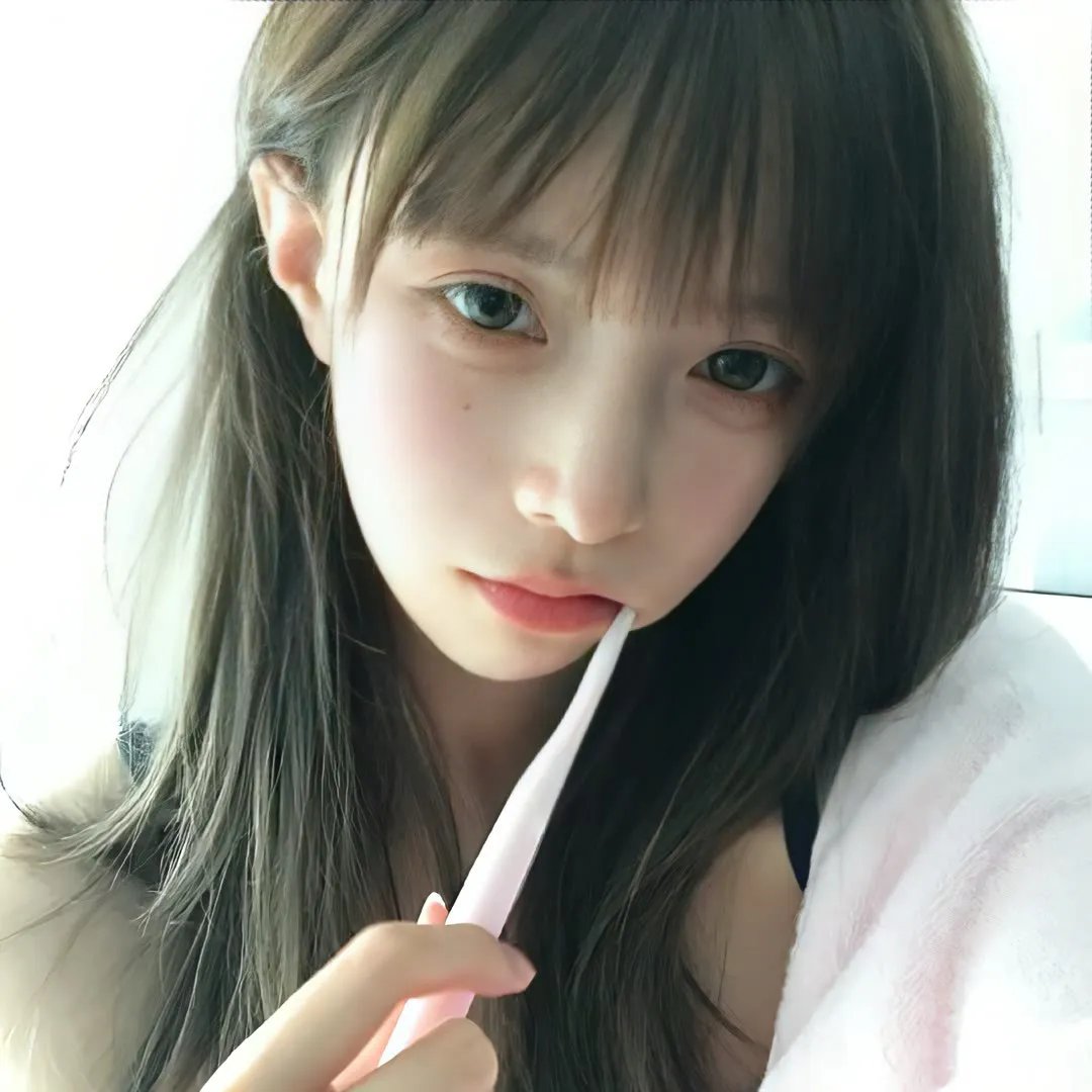 哈啰,我叫朵莉丝